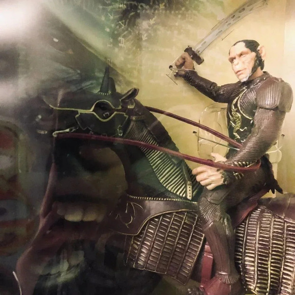 Vintage 2001 Planet of the  Apes Thade Hasbro Battle Steed Figure - Picture 11 of 16